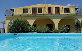Villa Sole - Finaiti - Appartamento Per Turisti